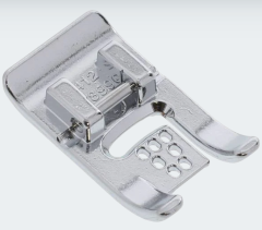 Husqvarna Viking 7-Hole Cord Foot with Threader (1-8) 412989945