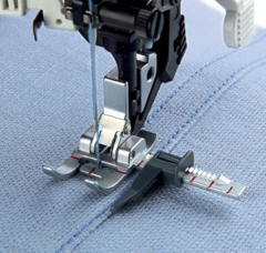 Pfaff Adjustable Guide Foot with IDT (D,E,F,G,J,K,L) 820677096