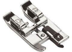 Bernette Overlock Foot for Dual Feed b77 b79