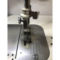 Commercial Sewing Machine Compensating Foot 1/32" Right 