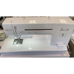 Baby Lock Jazz II Quilting and Sewing Machine Recent Trade
