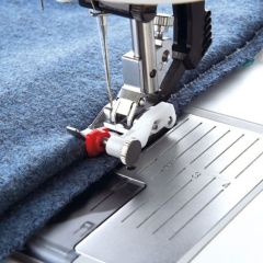 Pfaff Blindhem Foot with IDT System 820256096