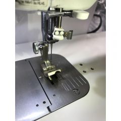 Commercial Sewing Machine Hinged Piping Foot 1/4 Inch Right